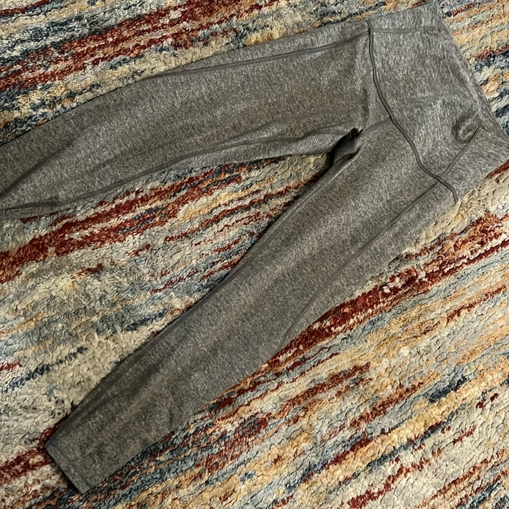 Lululemon capris